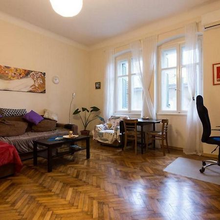 Central, Fully Equipped 2 Bedroom Flat Риека Экстерьер фото
